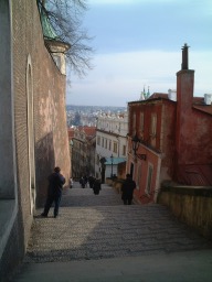 プラハ城へと続く階段