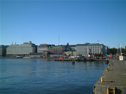 ヘルシンキ港が見えてきた。