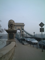 エルジェベート橋：ハンガリー